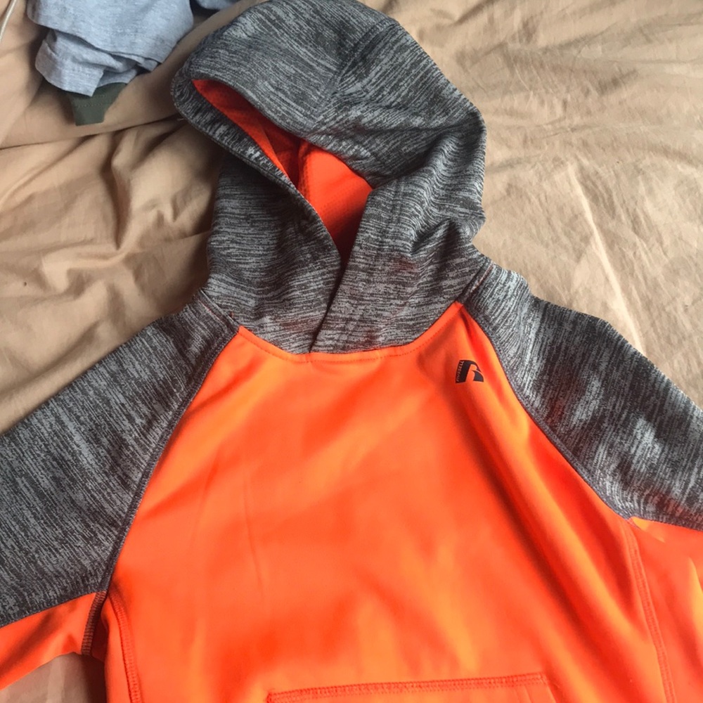 Child-sized sweatshirt - Picture 2 of 4